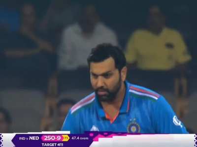 After koach, brohit now gets a wicket