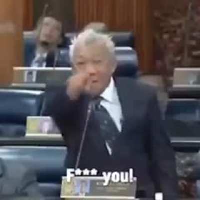 he do speak english