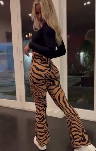 Fit jiggle
