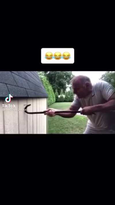 😂
