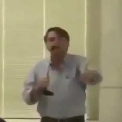 👀