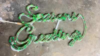 Grandlite Co “Seasons Greetings” rope light goodwill score