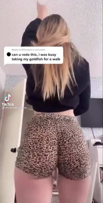 Double cheeked up