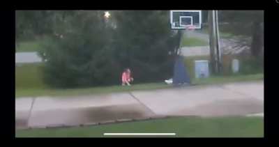 This woman has been pooping in people's yards in my area while on runs. She even comes prepared with toilet paper.