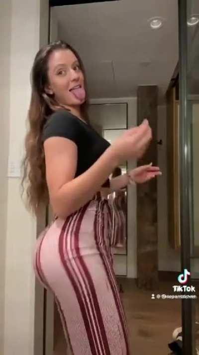 😏🍑