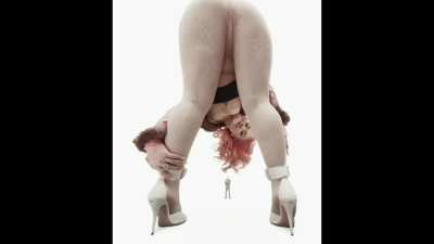 jus in case you haven't seen yeat's music video with ice spice..this is pretty much sums it up