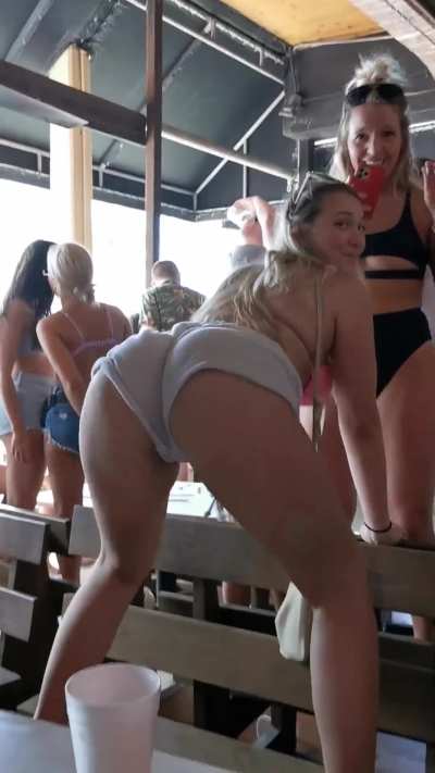 Public thot
