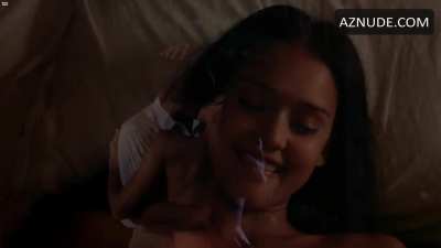 The guy wants to lick her navel ).( , but naughty Jessica Alba wants him to lick her pussy 👅👅💦💦🍆<wbr>🍆❤️❤️<wbr>🔥🔥 Movie- The Sleeping Dictionary