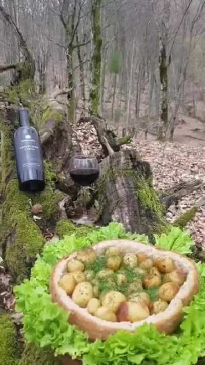 Пойти пожрать что-ли..