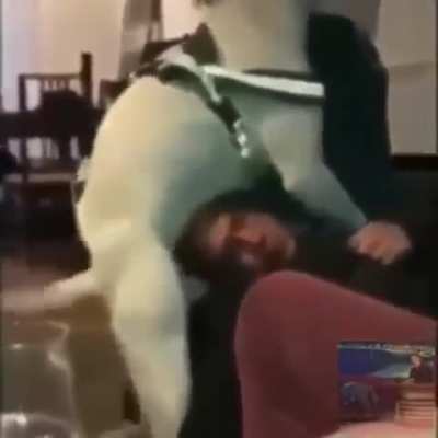 😭