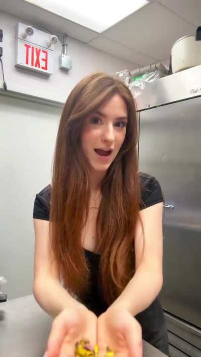 Let's Make A Pizza