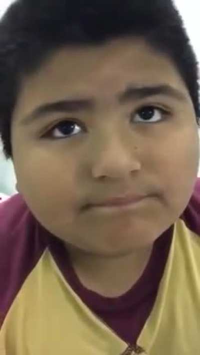 A kid from Argentina swallows a toy whistle (2017)