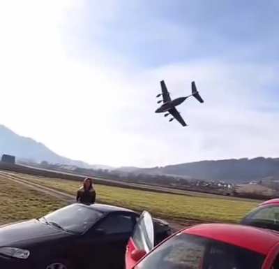Airplane accidents can be scary.