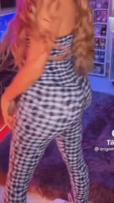 🤤🍑