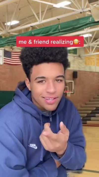 🗿