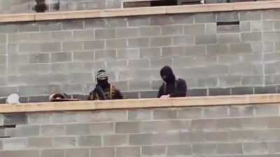 Sanest albanians