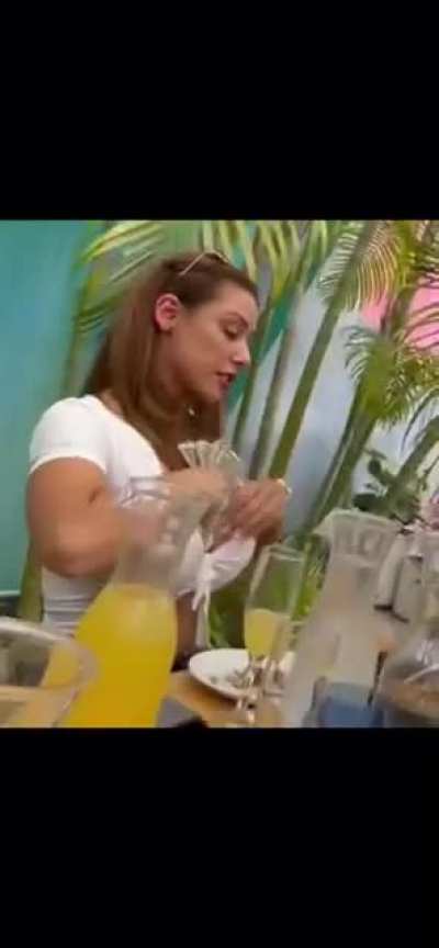 Jen@y Miami hoe