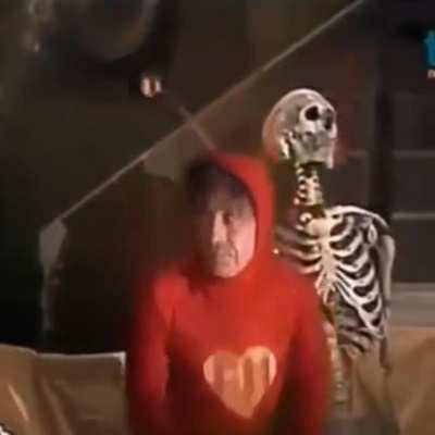 mandatory spooktober meme