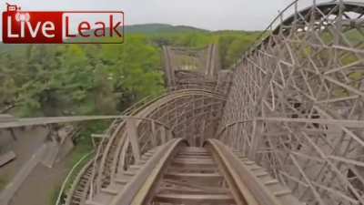 Terrible rollercoaster accident