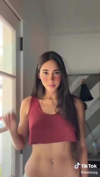I get so fucking turn on by this dump slut 😩😩