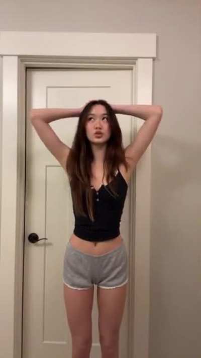petite body