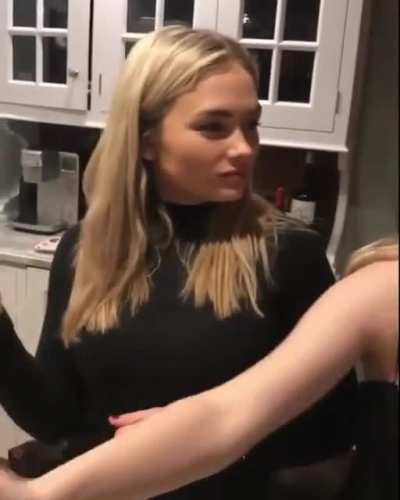 Tittays.
