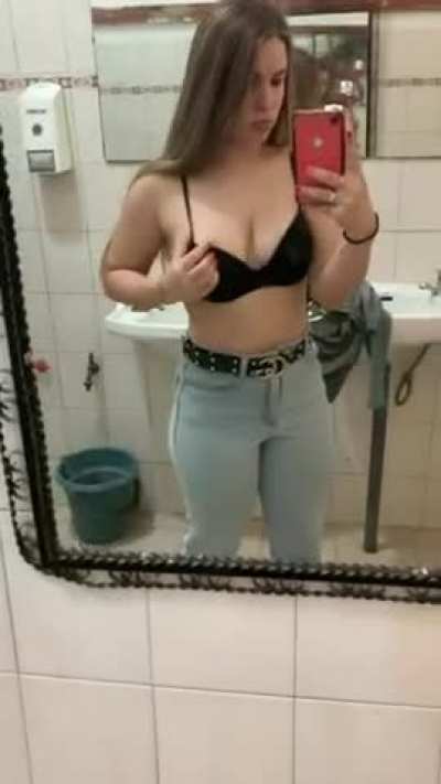 I got very horny at work I just had to share it with you... I hope no one saw me - can i be ur fuckdoll?