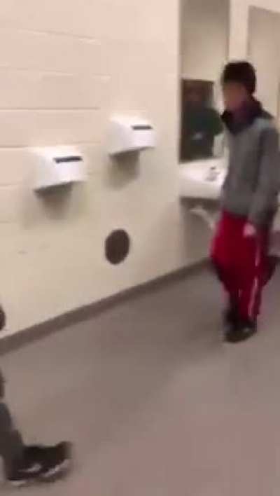 Whatup DEO comment on how yall think i did im the one in the red 🦾