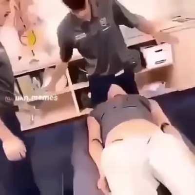 😳👉👈