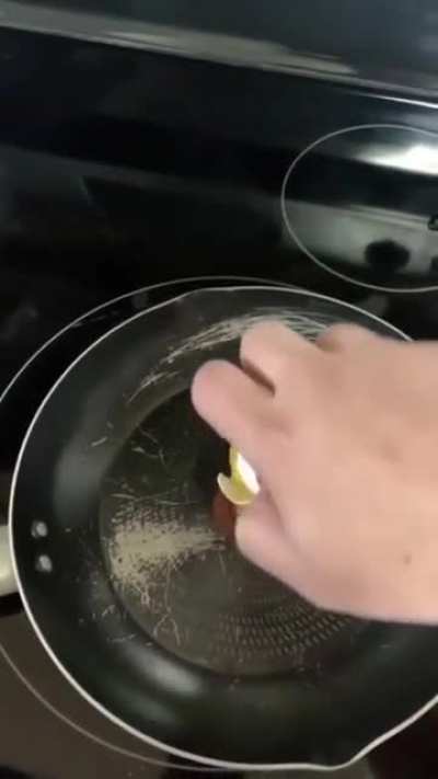 Life hack for cracking eggs
