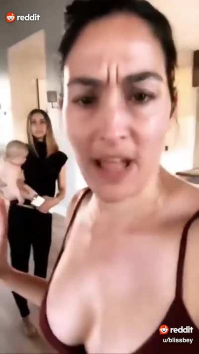 Nikki Bella 