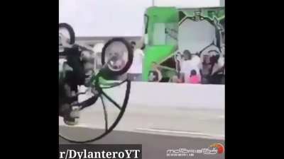 MOTO TRUCO (editado por mi)