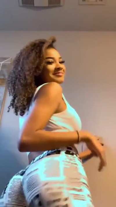 whats her @