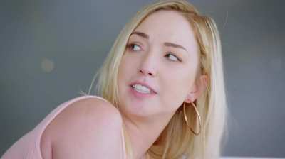 ZOE PARKER