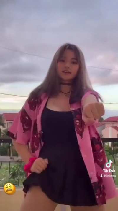 Jeila Dizon