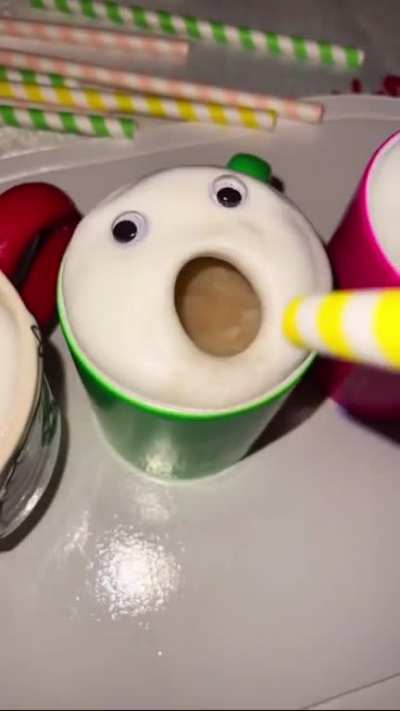 Latte scream