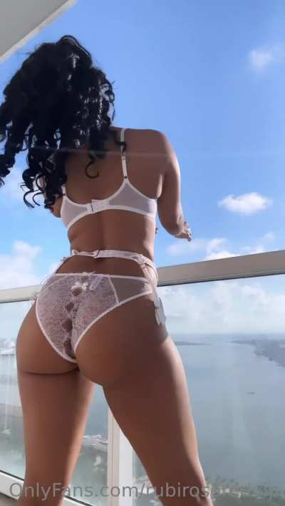 Twerking on balcony