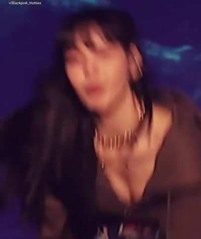 Blackpink - Rose + Lisa