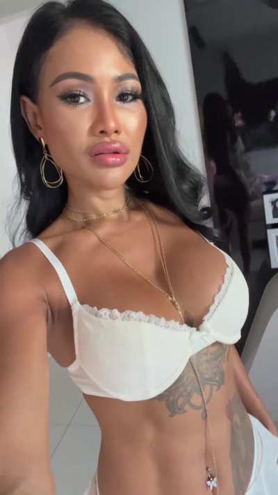 I forgot to cum you're such a terrific fuck!