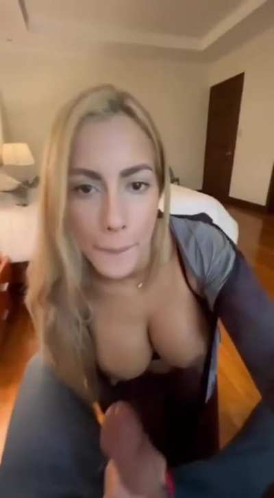 I like to start slow when is so hard and get the most out of the precum