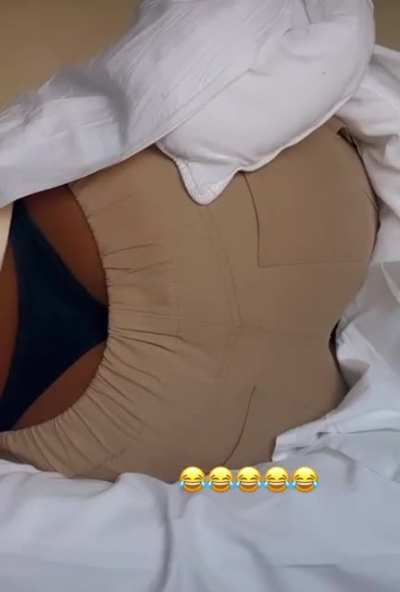😂