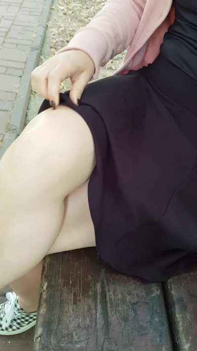 No panties pussy boobs flashing in a public park [Gif]