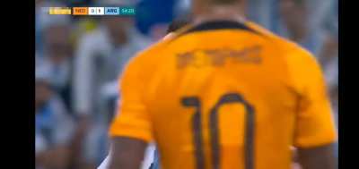 Messi handball