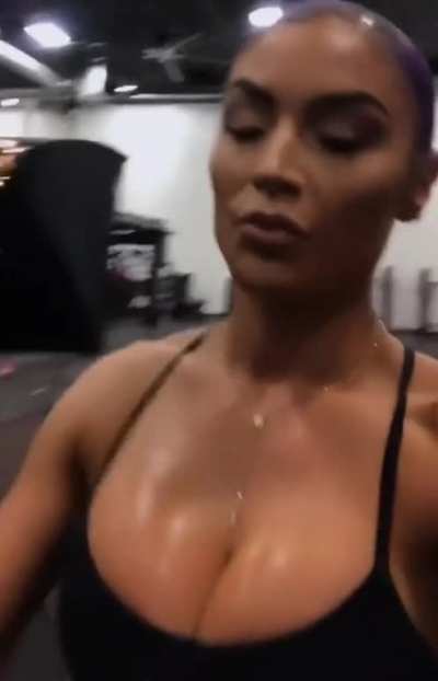 She has to know this caused gallons of cum shots