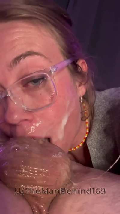 She better leave a rope across the face first<wbr>😉😈🔥