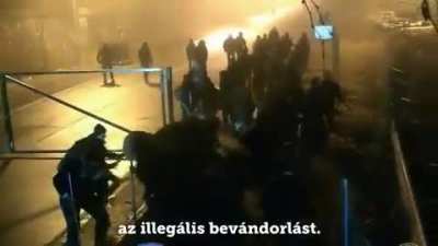 “Brüsszel már megint kezdi” - hivatalos kormányzati hirdetés.