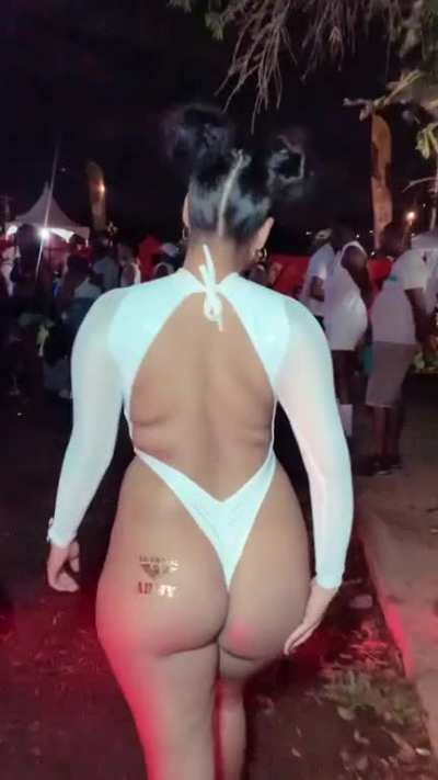 Sweet Thickness (ð·<wbr>:@joe<wbr>geofo<wbr>to) 
