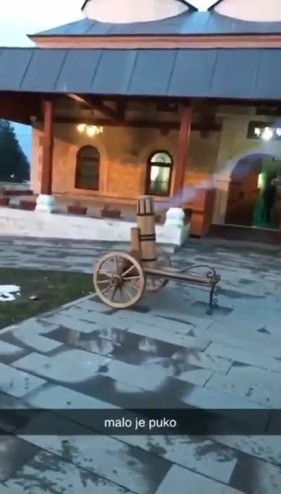 Artilerija!