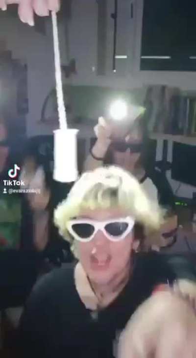 LA INDUSTRIA DE LA MÚSICA TEMBLÓ CUANDO SONÓ:
