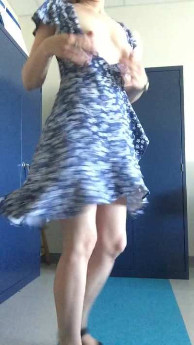 Here is the last striptease in my classroom to celebrate the end of this weird school year
